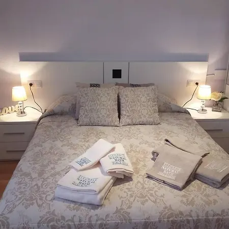Apart Centro, Nuevo+Parking+Wifi 公寓